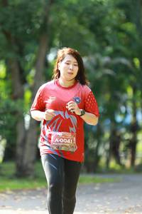BIB: 0041
                            <button type="button" onclick="openModal(5128338)" class="btn btn-primary btn-sm float-right btn-popup" data-toggle="modal" data-target=".modal-high-quality">
                        <i class="fas fa-shopping-cart"></i> Add to Cart
                    </button>
                                            <button type="button" onclick="isThisMe(5128338, true)" class="btn btn-success btn-sm float-right btn-popup btn-isme hidden" data-toggle="tooltip" data-placement="bottom" title="นี่คือรูปของคุณใช่ไหม คลิกที่นี่เพื่อเอาเข้าอัลบั้ม">
                        <i class="fas fa-plus"></i> Add to album
                    </button>
                    <button type="button" onclick="isThisMe(5128338, false)" class="btn btn-warning btn-sm float-right btn-popup btn-isnotme hidden">
                        <i class="fas fa-ban"></i> Remove from album
                    </button>